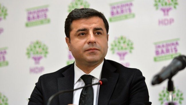 Demirtaş'ın avukatları: Şartlı tahliye edilse de cezaevinden çıkamayacak