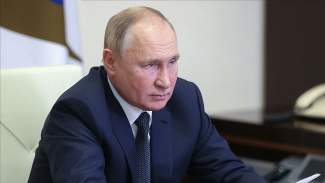 Putin: 'Bölgede renkli devrimlere müsaade etmeyeceğiz'