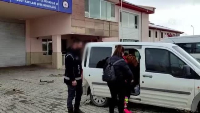 Van'da göçmen kaçakçılarına operasyon