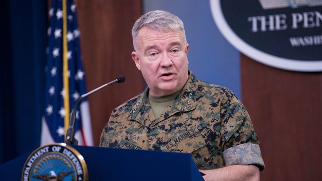 CENTCOM Komutanı Orgeneral McKenzie görevini devretti