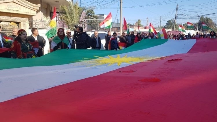 Rojava Kürdistanı’nda 'Kürdistan Bayrak Günü' kutlandı