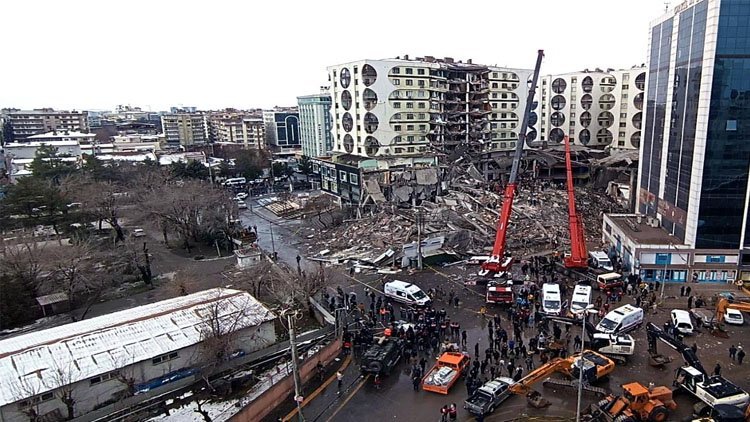 Diyarbakır’da ölü sayısı 73 oldu, 500’den fazla yaralı var