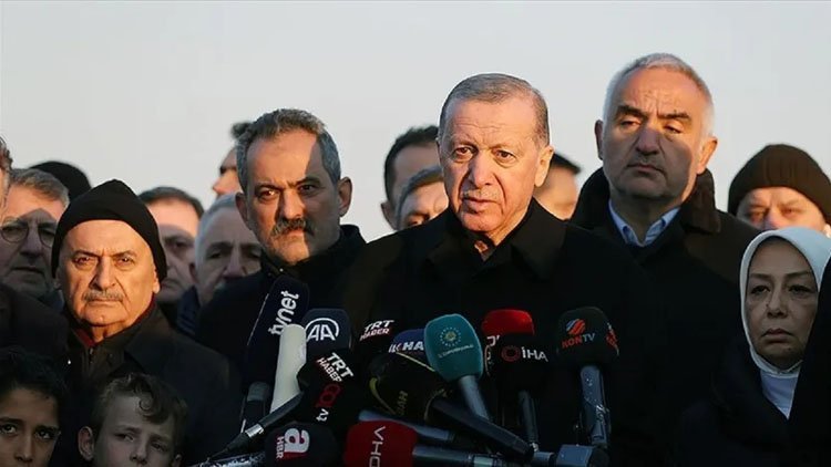 Erdoğan, tüm üniversitelerde uzaktan eğitime geçileceğini açıkladı