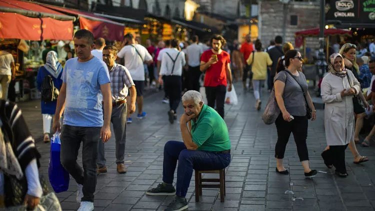 SAROS Araştırma: '2024’te ekonomi daha kötü olacak'